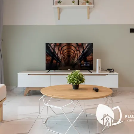 Alfa Bangsar By Plush Kuala Lumpur Exterior photo